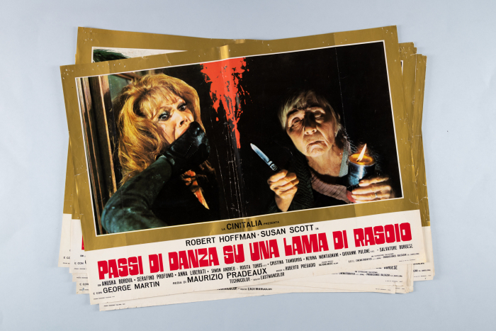 Die Nacht der rollenden Köpfe / Passi di danza su una lama di rasoio - kompletter Fotobusta-Satz (8 Fotobuste)