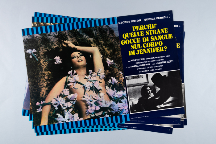 The Case of the Bloody Iris / Perché quelle strane gocce di sangue sul corpo di Jennifer - complete Fotobusta-Set (6 Fotobuste)