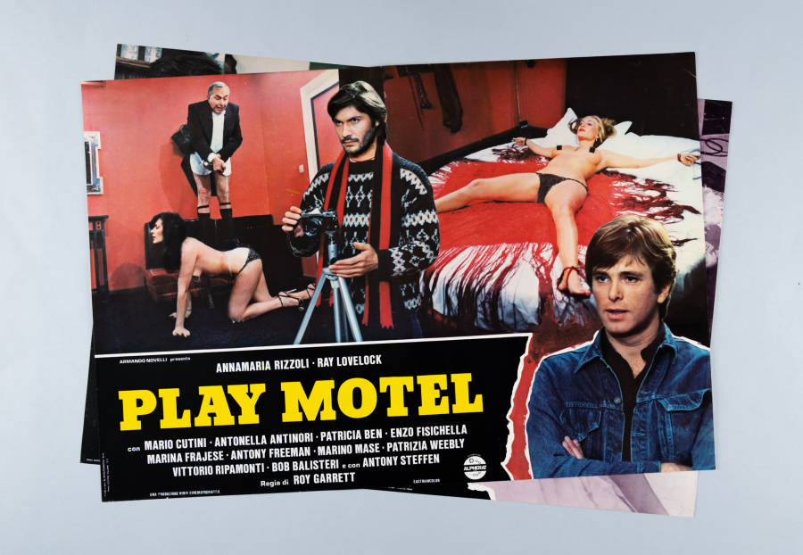 Play Motel - 2 Italian Fotobuste